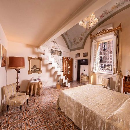 Antica Dimora Del Buongoverno Hotel Сиена Екстериор снимка